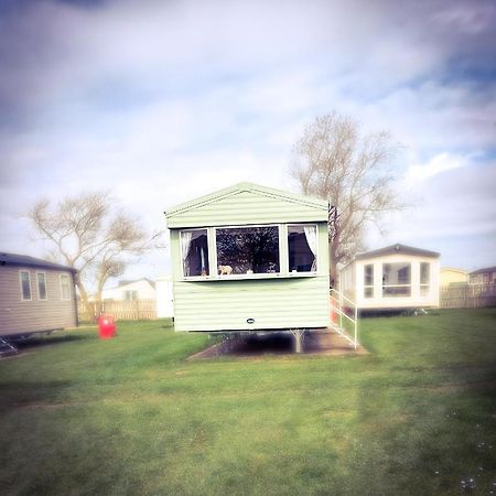 18 Nutmeg Grove Hotel Withernsea Bagian luar foto