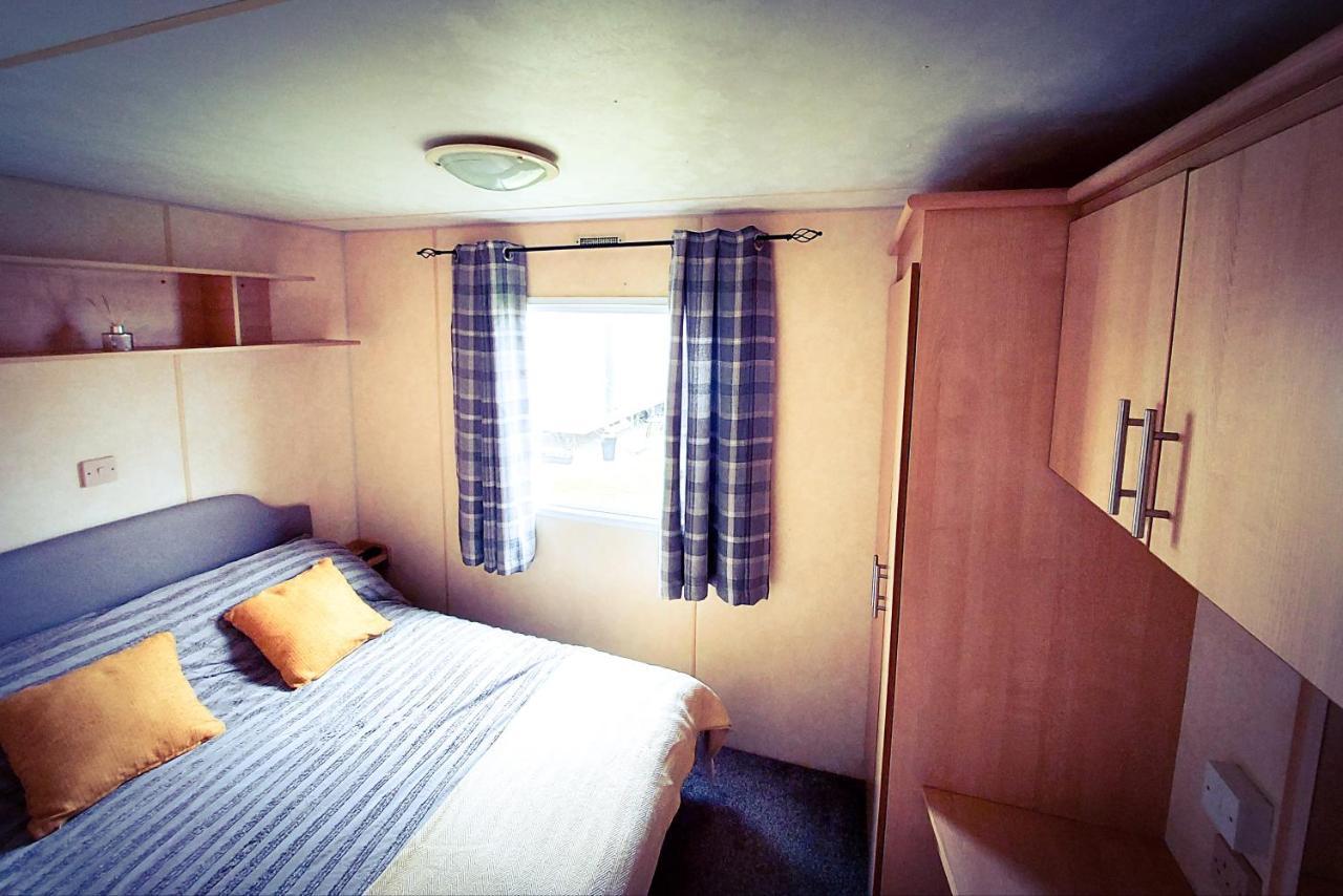 18 Nutmeg Grove Hotel Withernsea Bagian luar foto