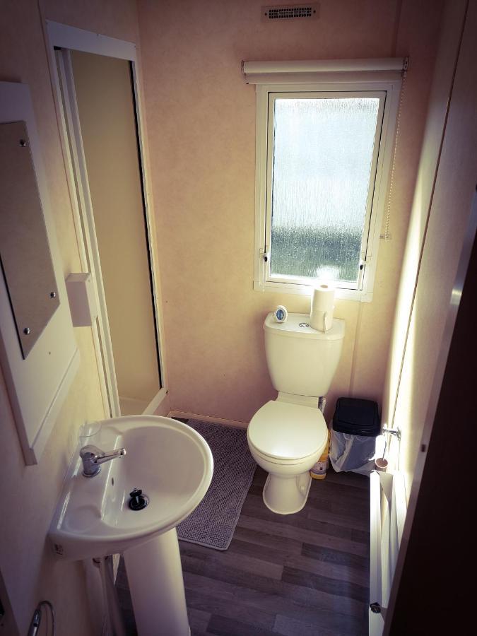 18 Nutmeg Grove Hotel Withernsea Bagian luar foto