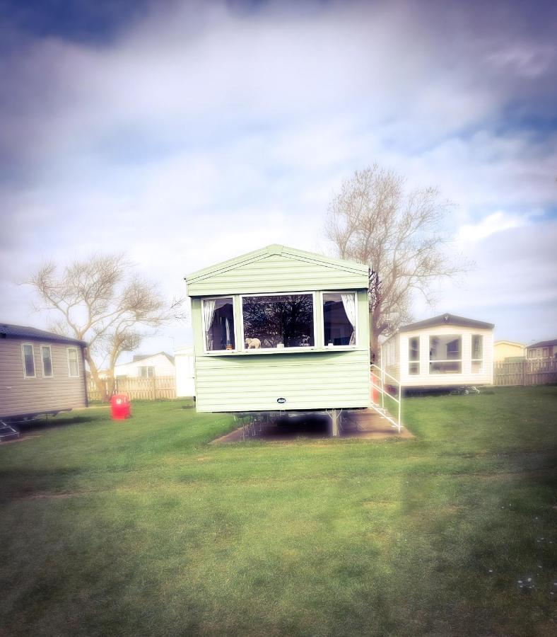 18 Nutmeg Grove Hotel Withernsea Bagian luar foto